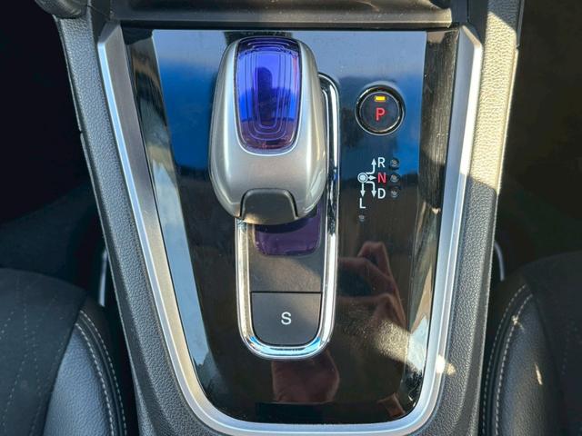 シャトル ハイブリッドZスタイルエディション ユーザー買取車/衝突軽減ブレーキ/ケンウッド製ナビ/ブルートゥース接続/バックカメラ/オートクルーズコントロール/LEDヘッドライト/ハーフレザーシート/プッシュスタート/スマートキー/フルフラット(58枚目)