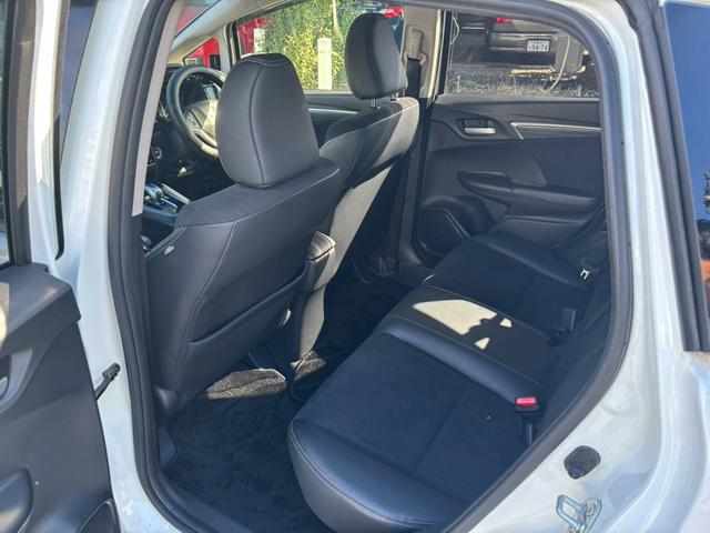 シャトル ハイブリッドZスタイルエディション ユーザー買取車/衝突軽減ブレーキ/ケンウッド製ナビ/ブルートゥース接続/バックカメラ/オートクルーズコントロール/LEDヘッドライト/ハーフレザーシート/プッシュスタート/スマートキー/フルフラット(73枚目)