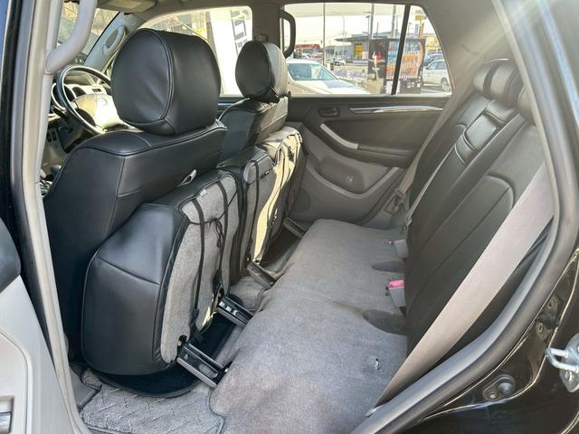 ハイラックスサーフ SSR-G ユーザー買取車/SCS製16インチAW/カロッツェリア製カーオーディオ/ブルートゥース接続/バックカメラ/イカリング型ヘッドライト/リフトアップ/ETC車載器/ドライブレコーダー/フルフラット(71枚目)