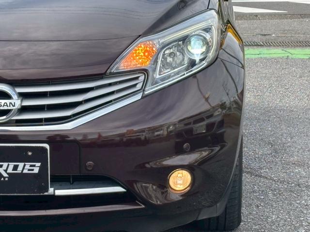 ノート メダリスト　エマージェンシーブレーキパッケージ　ユーザー買取車／全周囲カメラ／衝突軽減ブレーキ／レーンキープアシスト／純正カメラ／ブルートゥース接続／ハーフレザーシート／ドライブレコーダー／フルフラット／ＥＴＣ車載器／プッシュスタート／ＨＩＤライト（26枚目）