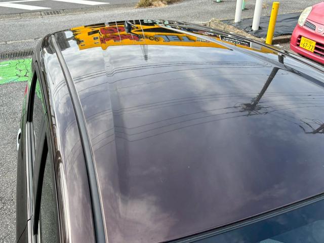 ノート メダリスト　エマージェンシーブレーキパッケージ　ユーザー買取車／全周囲カメラ／衝突軽減ブレーキ／レーンキープアシスト／純正カメラ／ブルートゥース接続／ハーフレザーシート／ドライブレコーダー／フルフラット／ＥＴＣ車載器／プッシュスタート／ＨＩＤライト（30枚目）