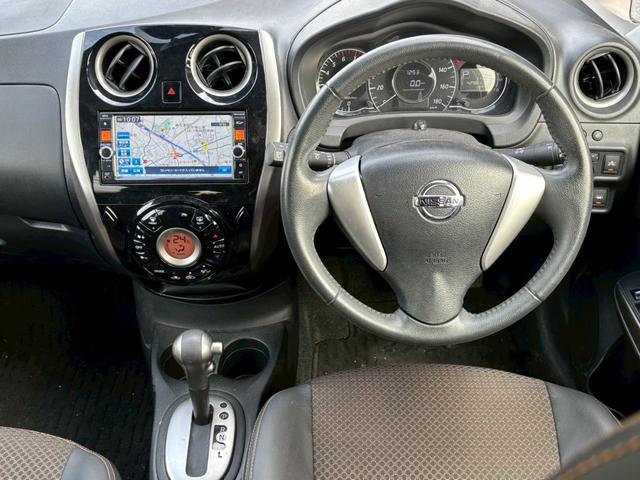 ノート メダリスト　エマージェンシーブレーキパッケージ　ユーザー買取車／全周囲カメラ／衝突軽減ブレーキ／レーンキープアシスト／純正カメラ／ブルートゥース接続／ハーフレザーシート／ドライブレコーダー／フルフラット／ＥＴＣ車載器／プッシュスタート／ＨＩＤライト（47枚目）