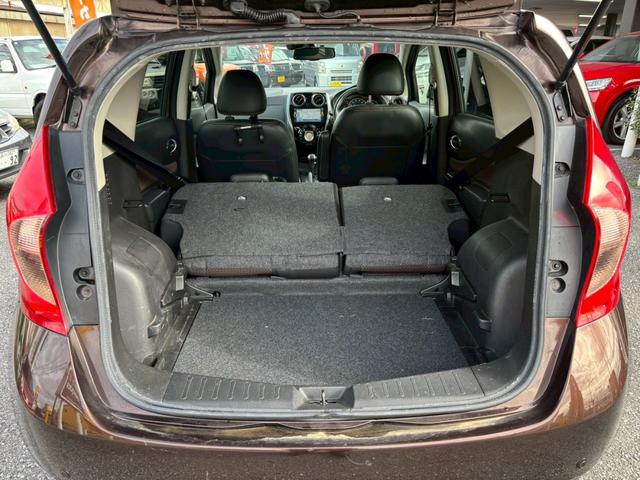 ノート メダリスト　エマージェンシーブレーキパッケージ　ユーザー買取車／全周囲カメラ／衝突軽減ブレーキ／レーンキープアシスト／純正カメラ／ブルートゥース接続／ハーフレザーシート／ドライブレコーダー／フルフラット／ＥＴＣ車載器／プッシュスタート／ＨＩＤライト（70枚目）