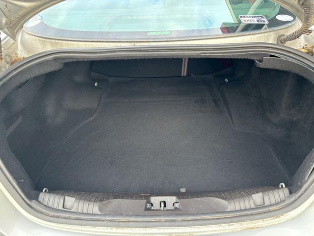 XF 3.0ラグジュアリー ユーザー買取車/革シート/オートクルーズコントロール/パワーシート/純正ナビ/プッシュスタート/パドルシフト/HIDヘッドライト/ステアリングリモコン/スマートキー/キーレスエントリー/電動パーキング(71枚目)