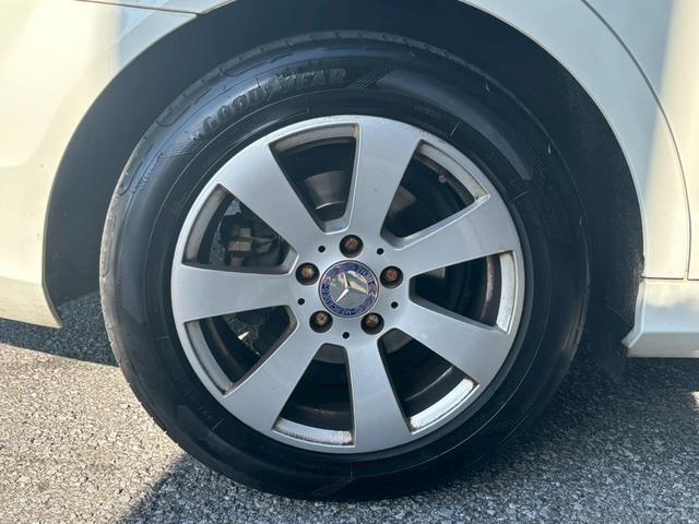 Cクラス C180 ブルーエフィシェンシー ユーザー買取車/ターボ/純正HDDナビ/ブルートゥース接続/オートクルーズコントロール/HIDヘッドライト/ヘッドライトウォッシャー/ETC車載器/オートライト/キーレスエントリー/パワーシート(32枚目)