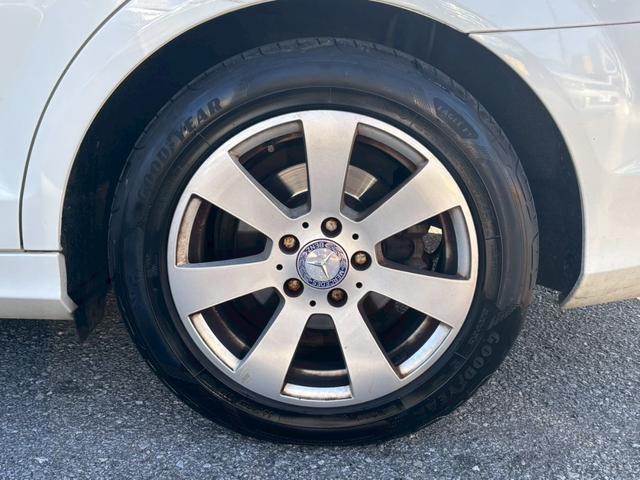 Cクラス C180 ブルーエフィシェンシー ユーザー買取車/ターボ/純正HDDナビ/ブルートゥース接続/オートクルーズコントロール/HIDヘッドライト/ヘッドライトウォッシャー/ETC車載器/オートライト/キーレスエントリー/パワーシート(33枚目)