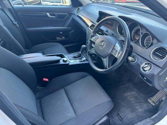 Cクラス C180 ブルーエフィシェンシー ユーザー買取車/ターボ/純正HDDナビ/ブルートゥース接続/オートクルーズコントロール/HIDヘッドライト/ヘッドライトウォッシャー/ETC車載器/オートライト/キーレスエントリー/パワーシート(45枚目)