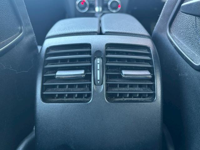 Cクラス C180 ブルーエフィシェンシー ユーザー買取車/ターボ/純正HDDナビ/ブルートゥース接続/オートクルーズコントロール/HIDヘッドライト/ヘッドライトウォッシャー/ETC車載器/オートライト/キーレスエントリー/パワーシート(64枚目)