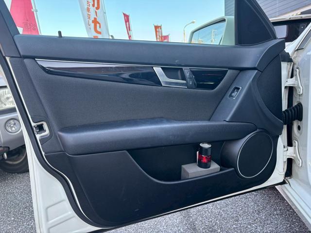 Cクラス C180 ブルーエフィシェンシー ユーザー買取車/ターボ/純正HDDナビ/ブルートゥース接続/オートクルーズコントロール/HIDヘッドライト/ヘッドライトウォッシャー/ETC車載器/オートライト/キーレスエントリー/パワーシート(72枚目)