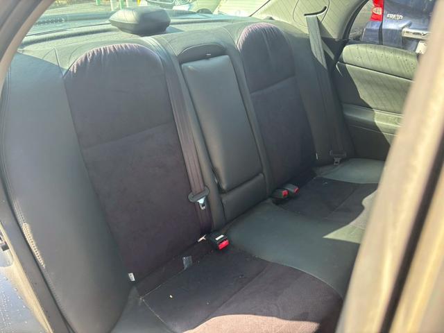 インプレッサ WRX STI Aライン ユーザー買取車/6速MT/RECAROシート/Bremboキャリパー/TRDシフトノブ/社外マフラー/アルパイン製HDDナビ/ETC車載器/ドライブレコーダー/キーレスエントリー/HIDヘッドライト(9枚目)