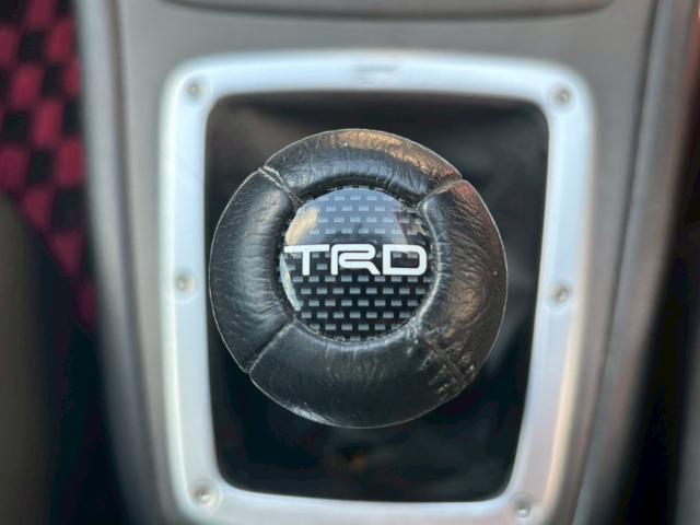 インプレッサ WRX STI Aライン ユーザー買取車/6速MT/RECAROシート/Bremboキャリパー/TRDシフトノブ/社外マフラー/アルパイン製HDDナビ/ETC車載器/ドライブレコーダー/キーレスエントリー/HIDヘッドライト(11枚目)