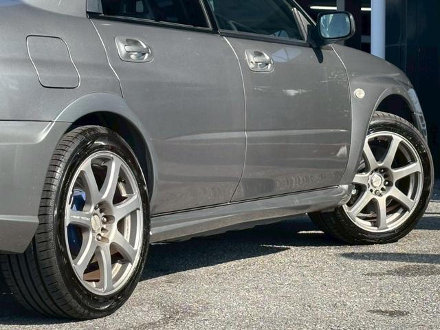 インプレッサ WRX STI Aライン ユーザー買取車/6速MT/RECAROシート/Bremboキャリパー/TRDシフトノブ/社外マフラー/アルパイン製HDDナビ/ETC車載器/ドライブレコーダー/キーレスエントリー/HIDヘッドライト(18枚目)