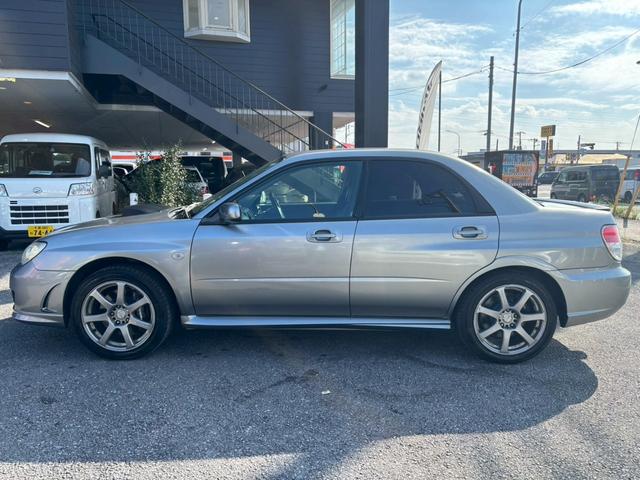 インプレッサ WRX STI Aライン ユーザー買取車/6速MT/RECAROシート/Bremboキャリパー/TRDシフトノブ/社外マフラー/アルパイン製HDDナビ/ETC車載器/ドライブレコーダー/キーレスエントリー/HIDヘッドライト(32枚目)