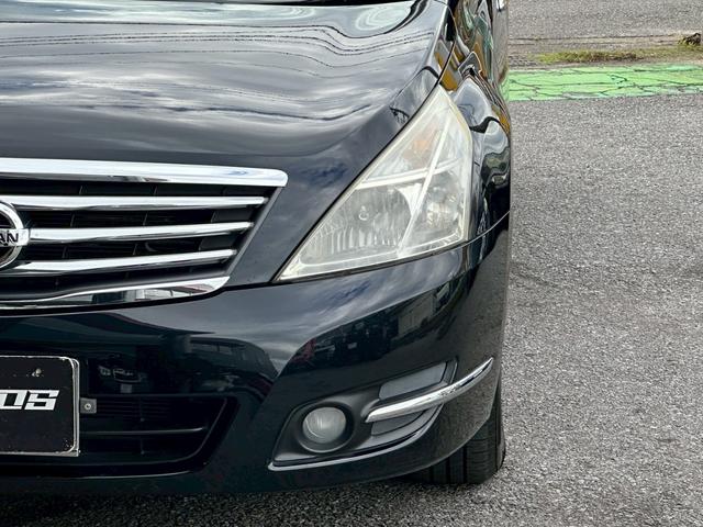 ティアナ ２５０ＸＬ　ユーザー買取車／純正ＨＤＤナビ／ブルートゥース接続／バックカメラ／フロント・サイドカメラ／ＥＴＣ車載器／前席パワーシート／助手席オットマン／プッシュスタート／スマートキー／レベライザー／フロントフォグ（24枚目）