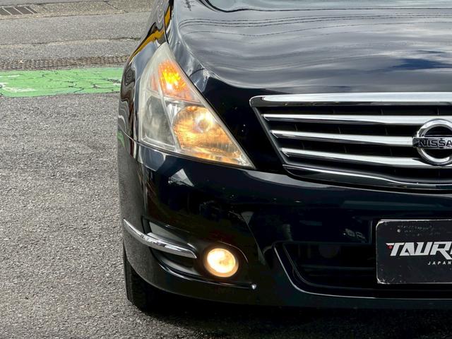 ティアナ ２５０ＸＬ　ユーザー買取車／純正ＨＤＤナビ／ブルートゥース接続／バックカメラ／フロント・サイドカメラ／ＥＴＣ車載器／前席パワーシート／助手席オットマン／プッシュスタート／スマートキー／レベライザー／フロントフォグ（25枚目）