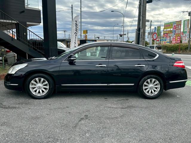 ティアナ ２５０ＸＬ　ユーザー買取車／純正ＨＤＤナビ／ブルートゥース接続／バックカメラ／フロント・サイドカメラ／ＥＴＣ車載器／前席パワーシート／助手席オットマン／プッシュスタート／スマートキー／レベライザー／フロントフォグ（32枚目）