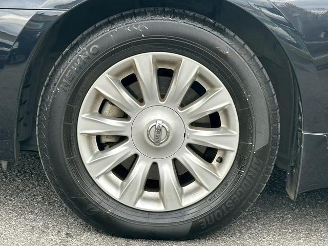 ティアナ ２５０ＸＬ　ユーザー買取車／純正ＨＤＤナビ／ブルートゥース接続／バックカメラ／フロント・サイドカメラ／ＥＴＣ車載器／前席パワーシート／助手席オットマン／プッシュスタート／スマートキー／レベライザー／フロントフォグ（33枚目）