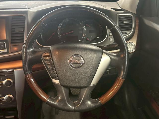 ティアナ ２５０ＸＬ　ユーザー買取車／純正ＨＤＤナビ／ブルートゥース接続／バックカメラ／フロント・サイドカメラ／ＥＴＣ車載器／前席パワーシート／助手席オットマン／プッシュスタート／スマートキー／レベライザー／フロントフォグ（48枚目）