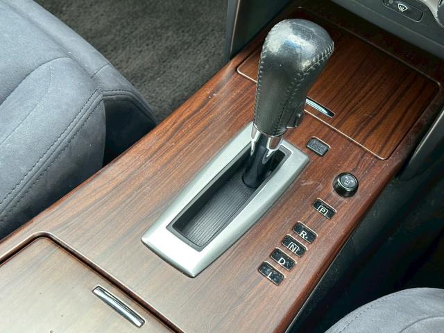 ティアナ ２５０ＸＬ　ユーザー買取車／純正ＨＤＤナビ／ブルートゥース接続／バックカメラ／フロント・サイドカメラ／ＥＴＣ車載器／前席パワーシート／助手席オットマン／プッシュスタート／スマートキー／レベライザー／フロントフォグ（54枚目）