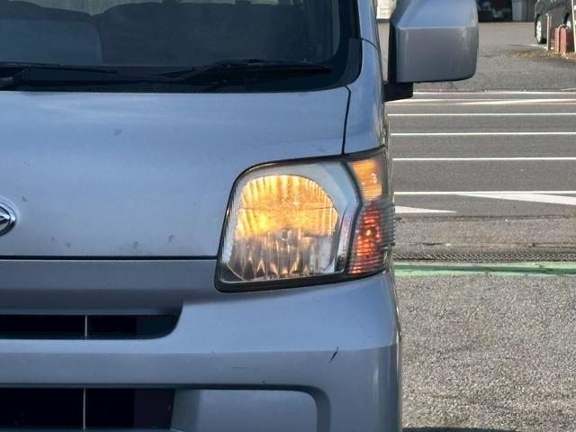 ハイゼットカーゴ クルーズターボ　ユーザー買取車／両側スライド／クラリオン製ナビ／ブルートゥース接続／ＥＴＣ車載器／フルフラット／キーレスエントリー／社外製１２インチＡＷ／レベライザー／ドアバイザー／電動格納ミラー／パワーウィンドウ（27枚目）