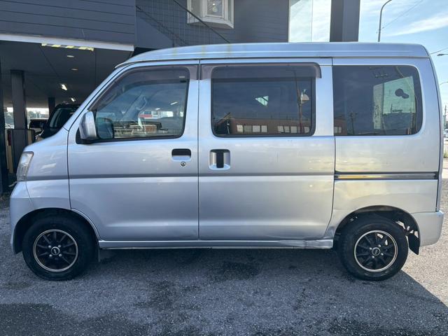 ハイゼットカーゴ クルーズターボ　ユーザー買取車／両側スライド／クラリオン製ナビ／ブルートゥース接続／ＥＴＣ車載器／フルフラット／キーレスエントリー／社外製１２インチＡＷ／レベライザー／ドアバイザー／電動格納ミラー／パワーウィンドウ（32枚目）