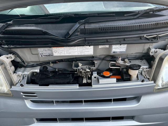 ハイゼットカーゴ クルーズターボ　ユーザー買取車／両側スライド／クラリオン製ナビ／ブルートゥース接続／ＥＴＣ車載器／フルフラット／キーレスエントリー／社外製１２インチＡＷ／レベライザー／ドアバイザー／電動格納ミラー／パワーウィンドウ（45枚目）
