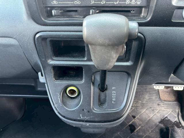 ハイゼットカーゴ クルーズターボ　ユーザー買取車／両側スライド／クラリオン製ナビ／ブルートゥース接続／ＥＴＣ車載器／フルフラット／キーレスエントリー／社外製１２インチＡＷ／レベライザー／ドアバイザー／電動格納ミラー／パワーウィンドウ（54枚目）