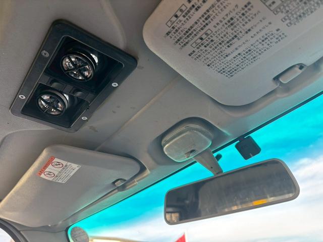 ハイゼットカーゴ クルーズターボ　ユーザー買取車／両側スライド／クラリオン製ナビ／ブルートゥース接続／ＥＴＣ車載器／フルフラット／キーレスエントリー／社外製１２インチＡＷ／レベライザー／ドアバイザー／電動格納ミラー／パワーウィンドウ（58枚目）