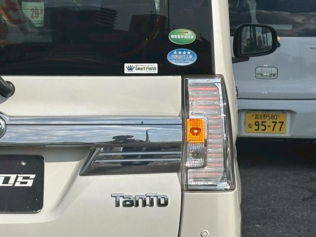 タント カスタムRS トップエディションSAII ユーザー買取車/ターボ/両側電動スライドドア/衝突軽減ブレーキ/カロッツェリア製ナビ/ブルートゥース接続/バックカメラ/LEDヘッドライト/ハーフレザーシート/フルフラット/プッシュスタート/スマキー(43枚目)