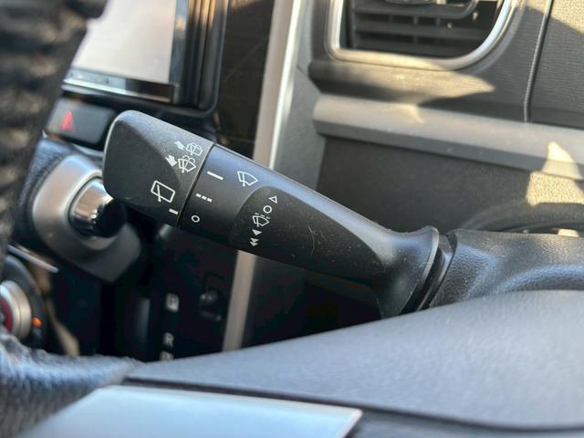 タント カスタムRS トップエディションSAII ユーザー買取車/ターボ/両側電動スライドドア/衝突軽減ブレーキ/カロッツェリア製ナビ/ブルートゥース接続/バックカメラ/LEDヘッドライト/ハーフレザーシート/フルフラット/プッシュスタート/スマキー(52枚目)