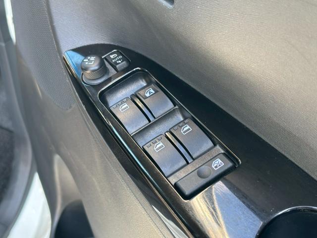 タント カスタムRS トップエディションSAII ユーザー買取車/ターボ/両側電動スライドドア/衝突軽減ブレーキ/カロッツェリア製ナビ/ブルートゥース接続/バックカメラ/LEDヘッドライト/ハーフレザーシート/フルフラット/プッシュスタート/スマキー(59枚目)