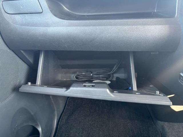 タント カスタムRS トップエディションSAII ユーザー買取車/ターボ/両側電動スライドドア/衝突軽減ブレーキ/カロッツェリア製ナビ/ブルートゥース接続/バックカメラ/LEDヘッドライト/ハーフレザーシート/フルフラット/プッシュスタート/スマキー(64枚目)