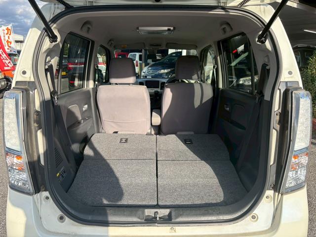 ワゴンＲ ＦＺ　ユーザー買取車／カロッツェリア製後席モニター／ケンウッド製ナビ／衝突軽減ブレーキ／ＥＴＣ車載器／シートヒーター／プッシュスタート／スマートキー／ステアリングリモコン／フルフラット／オートライト（15枚目）