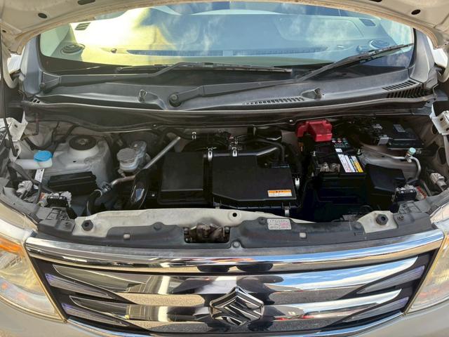 ワゴンＲ ＦＺ　ユーザー買取車／カロッツェリア製後席モニター／ケンウッド製ナビ／衝突軽減ブレーキ／ＥＴＣ車載器／シートヒーター／プッシュスタート／スマートキー／ステアリングリモコン／フルフラット／オートライト（44枚目）