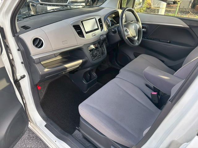 ワゴンＲ ＦＺ　ユーザー買取車／カロッツェリア製後席モニター／ケンウッド製ナビ／衝突軽減ブレーキ／ＥＴＣ車載器／シートヒーター／プッシュスタート／スマートキー／ステアリングリモコン／フルフラット／オートライト（62枚目）