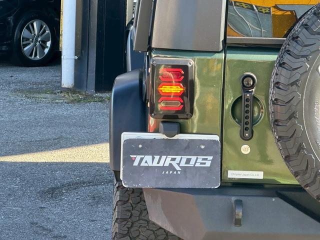 ジープ・ラングラーアンリミテッド サハラ ユーザー買取車/ルーフラック/デジタルインナーミラー型ドライブレコーダー/オートクルーズコントロール/ケンウッド製ナビ/ブルートゥース接続/バックカメラ/サイドカメラ/キーレスエントリー/ETC車載器(48枚目)