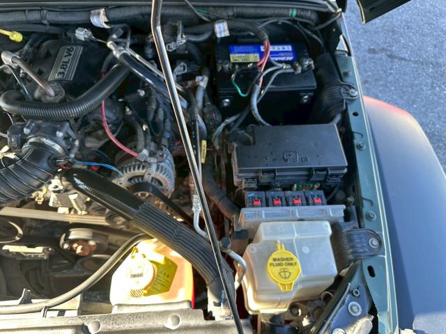 ジープ・ラングラーアンリミテッド サハラ ユーザー買取車/ルーフラック/デジタルインナーミラー型ドライブレコーダー/オートクルーズコントロール/ケンウッド製ナビ/ブルートゥース接続/バックカメラ/サイドカメラ/キーレスエントリー/ETC車載器(52枚目)