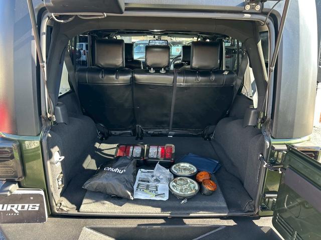 ジープ・ラングラーアンリミテッド サハラ ユーザー買取車/ルーフラック/デジタルインナーミラー型ドライブレコーダー/オートクルーズコントロール/ケンウッド製ナビ/ブルートゥース接続/バックカメラ/サイドカメラ/キーレスエントリー/ETC車載器(80枚目)