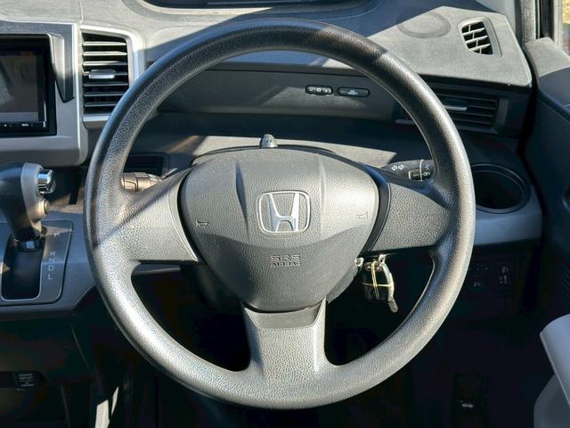 フリード Ｇ　ユーザー買取車／ケンウッド製ドライブレコーダー／両側スライドドア／メモリーナビ／ブルートゥース接続／ＥＴＣ車載器／３列目シート／レベライザー／電動格納ミラー／ドアバイザー／パワーウィンドウ（48枚目）