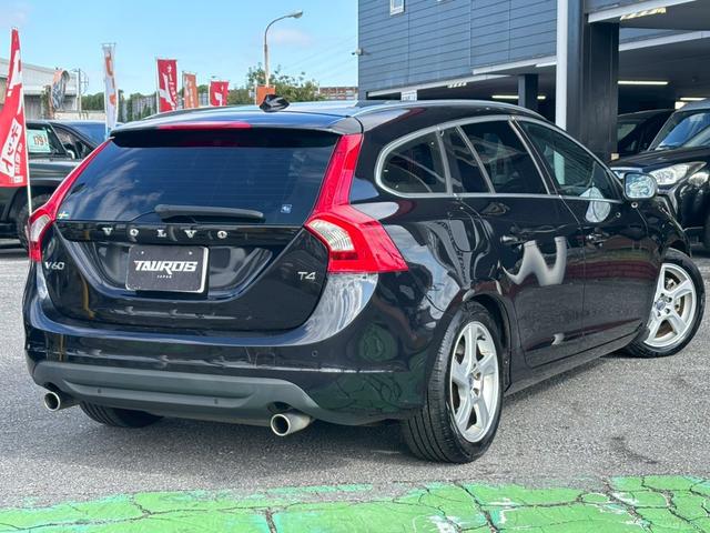 Ｖ６０ Ｔ４　ユーザー買取車／革シート／衝突軽減ブレーキ／障害物センサー／オートクルーズコントロール／シートヒーター／パワーシート／純正ナビ／ブルートゥース接続／ＨＩＤヘッドライト／プッシュスタート／ＥＴＣ車載器（19枚目）