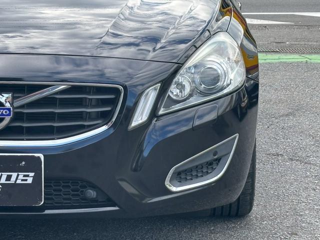 Ｖ６０ Ｔ４　ユーザー買取車／革シート／衝突軽減ブレーキ／障害物センサー／オートクルーズコントロール／シートヒーター／パワーシート／純正ナビ／ブルートゥース接続／ＨＩＤヘッドライト／プッシュスタート／ＥＴＣ車載器（24枚目）