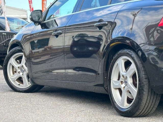 Ｖ６０ Ｔ４　ユーザー買取車／革シート／衝突軽減ブレーキ／障害物センサー／オートクルーズコントロール／シートヒーター／パワーシート／純正ナビ／ブルートゥース接続／ＨＩＤヘッドライト／プッシュスタート／ＥＴＣ車載器（37枚目）