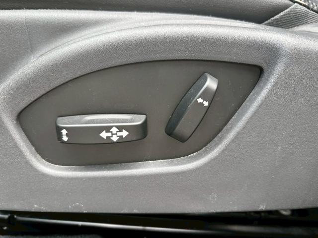 Ｖ６０ Ｔ４　ユーザー買取車／革シート／衝突軽減ブレーキ／障害物センサー／オートクルーズコントロール／シートヒーター／パワーシート／純正ナビ／ブルートゥース接続／ＨＩＤヘッドライト／プッシュスタート／ＥＴＣ車載器（70枚目）