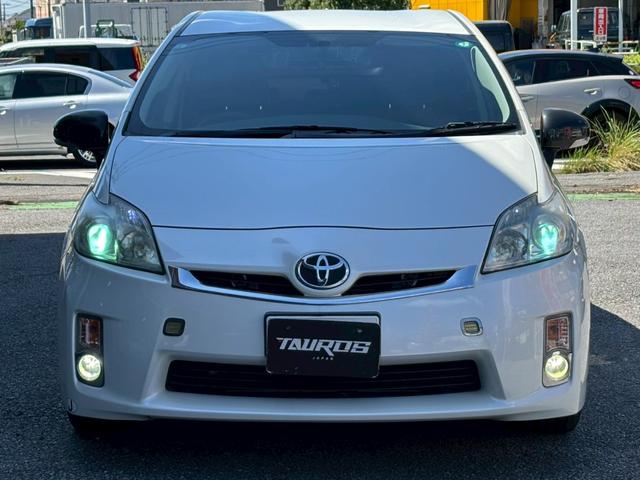 プリウス S ユーザー買取車/デジタルインナー型ドライブレコーダー/ETC車載器/フルフラット/プッシュスタート/スマートキー/フロントフォグランプ/レベライザー/ドアバイザー/キーレスエントリー(17枚目)