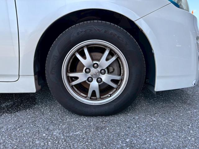 プリウス S ユーザー買取車/デジタルインナー型ドライブレコーダー/ETC車載器/フルフラット/プッシュスタート/スマートキー/フロントフォグランプ/レベライザー/ドアバイザー/キーレスエントリー(35枚目)