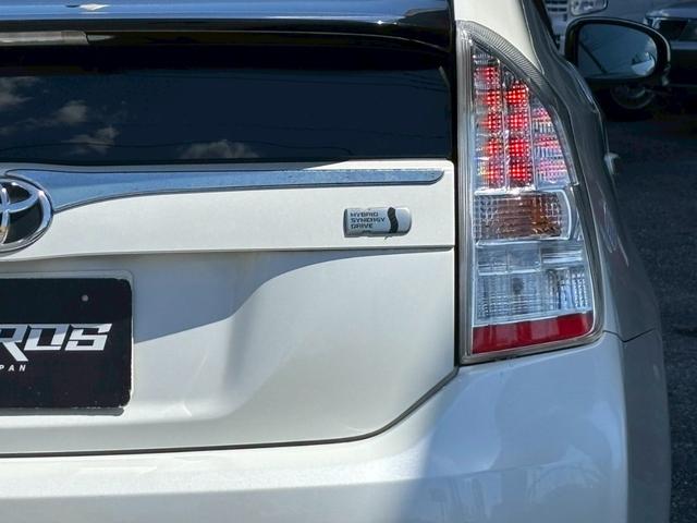 プリウス S ユーザー買取車/デジタルインナー型ドライブレコーダー/ETC車載器/フルフラット/プッシュスタート/スマートキー/フロントフォグランプ/レベライザー/ドアバイザー/キーレスエントリー(43枚目)