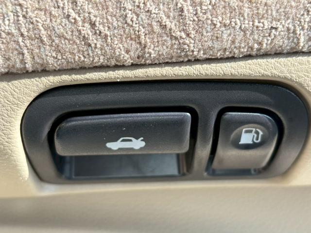 全国一格安に挑戦中！！全国どこへでも納車致します！！お気軽にお問い合わせ下さい！！店舗直通電話番号０４３−３０５−００６５