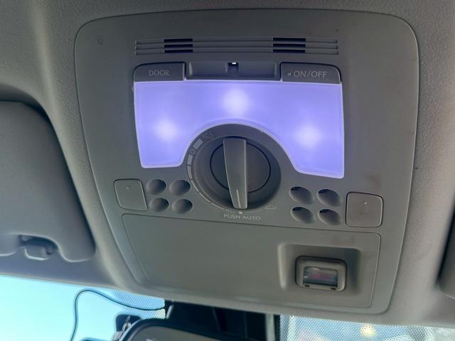 IS IS350 バージョンS ユーザー買取車/サンルーフ/革シート/オートクルーズコントロール/パワーシート/3パターンシートメモリー/純正HDDナビ/バックカメラ/障害物センサー/ETC車載器/ドライブレコーダ/プッシュスタート(69枚目)