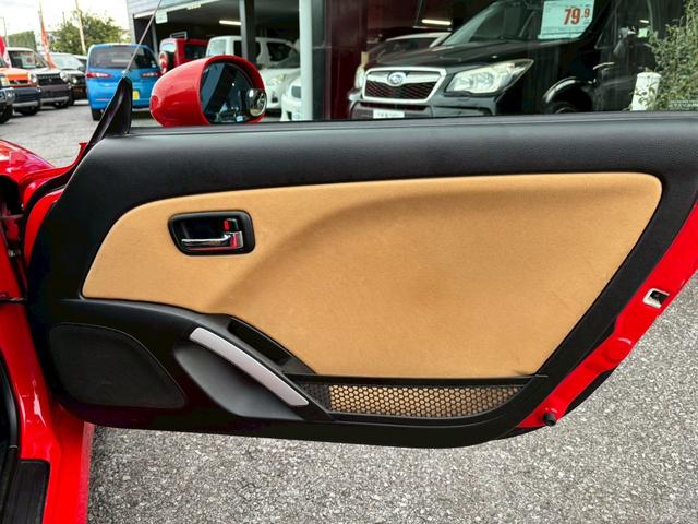 コペン アルティメットエディションＳ　ユーザー買取車／ＲＥＣＡＲＯシート／ＢＢＳ製１５インチＡＷ／カロッツェリア製ナビ／ブルートゥース接続／バックカメラ／アルパイン製モニター／シートヒーター／ＥＴＣ車載器／フロントフォグ／ＭＯＭＯステ（71枚目）