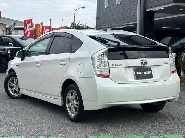 プリウス S LEDエディション ユーザー買取車/LEDヘッドライト/純正HDDナビ/バックカメラ/ETC車載器/ヘッドライトウォッシャー/プッシュスタート/スマートキー/オートライト/フルフラット/キーレスエントリー/フロントフォグ(21枚目)